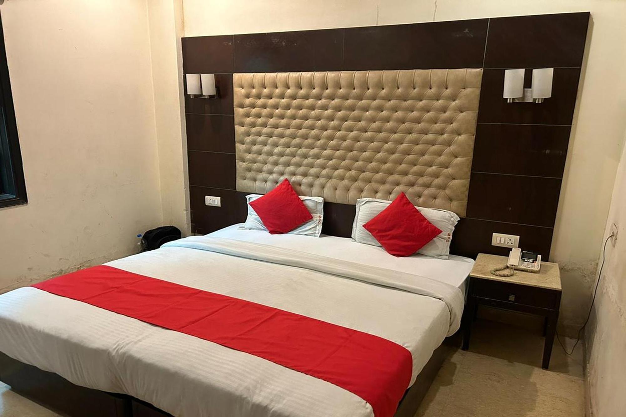 The Metropolis Guest House Near Rk Ashram Metro Station Нью-Делі Екстер'єр фото